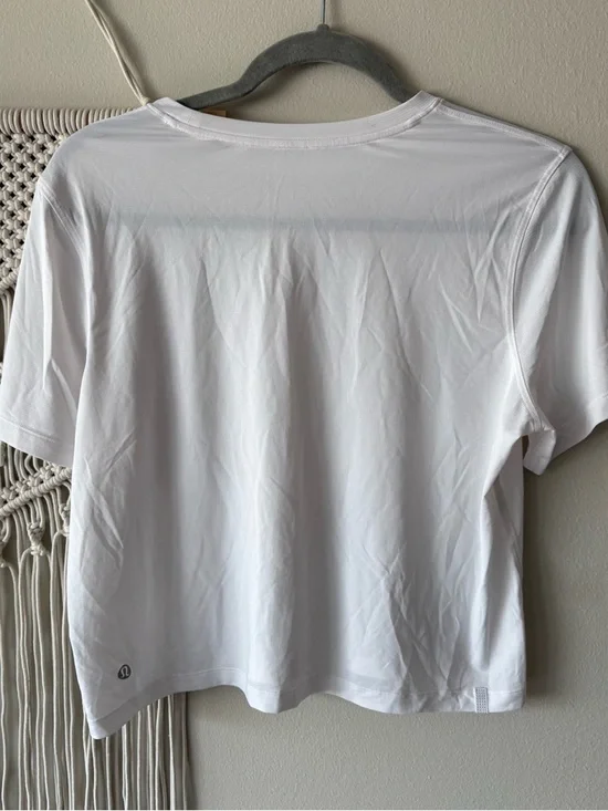 lululemon athletica White Sheer Short Sleeve Crew Tee - Picture 2 of 3